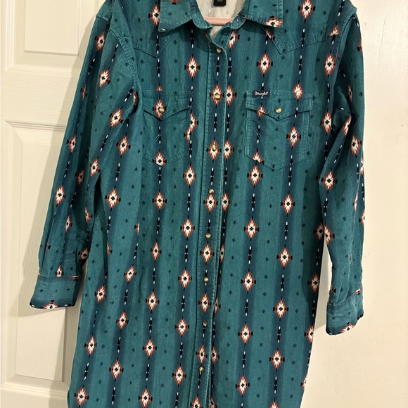 Wrangler Dresses & Skirts - Wrangler Teal Patterned Midi Dress with White and Coral Accents